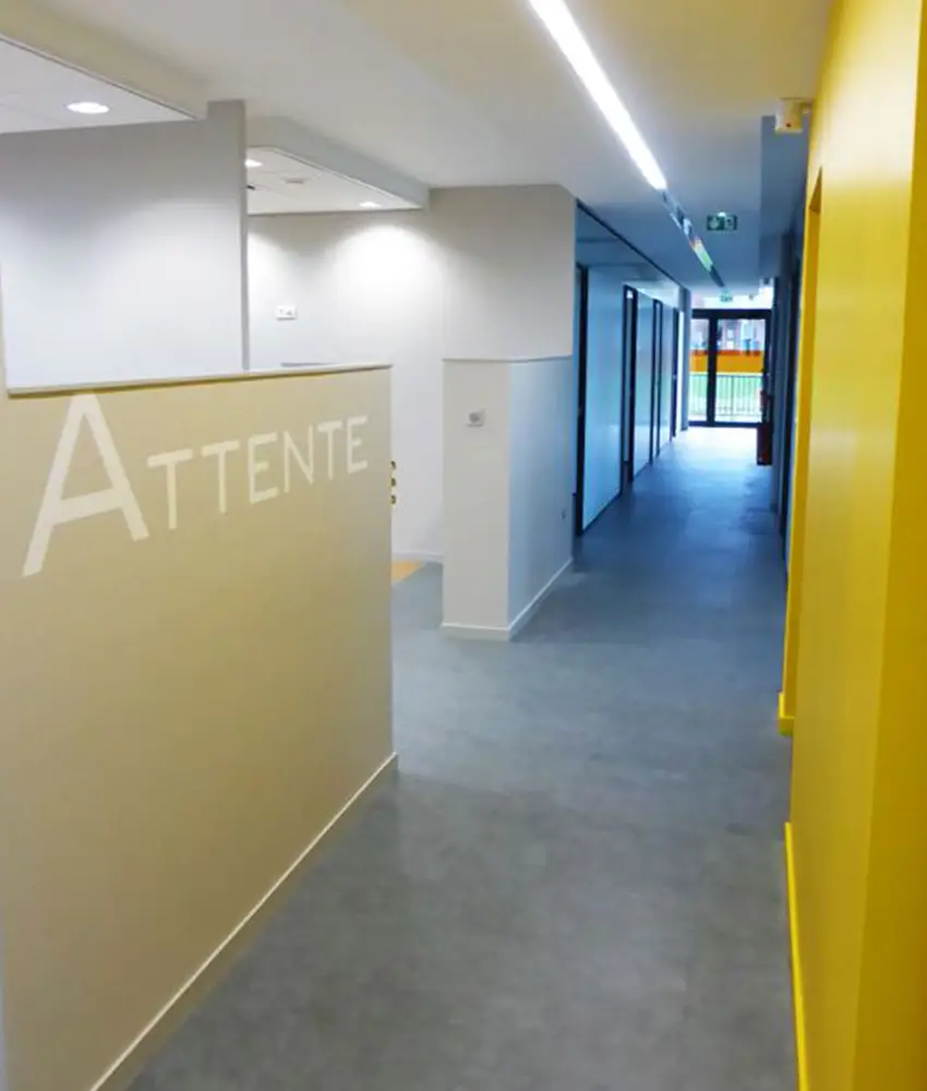 Pôle administratif, extension d'un Centre Hospitalier - XO Architecture